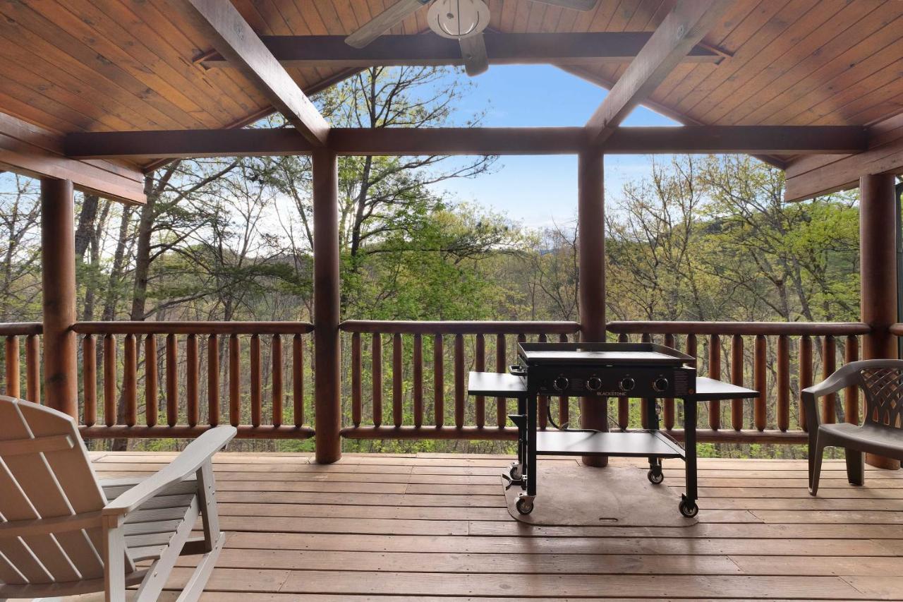 Private Smoky Mtn Log Home With 2 Decks And Hot Tub! Pigeon Forge Luaran gambar